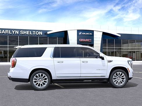 New 2026 GMC Yukon XL Denali w/ Denali Reserve Package AWD/4WD image 5