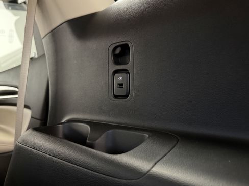 Used 2023 Buick Enclave Essence w/ Experience Buick Package image 31