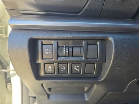 Certified 2023 Subaru Crosstrek 2.5i Limited w/ Moonroof Package AWD/4WD image 21