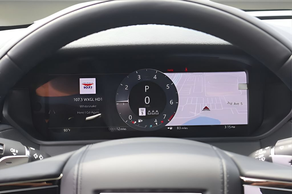 New 2026 Land Rover Range Rover Velar S AWD/4WD image 21