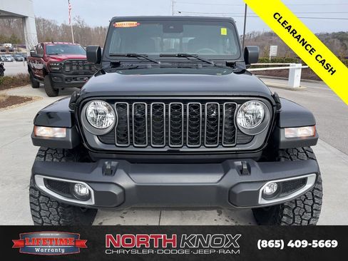 New 2025 Jeep Gladiator Sport image 29