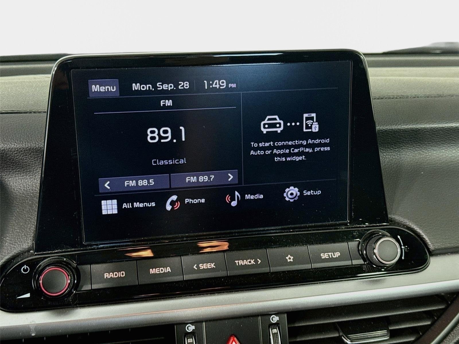 Certified 2023 Kia Forte LXS w/ LXS Technology Package FWD image 14