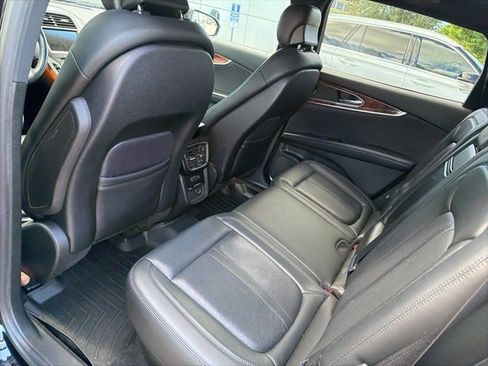 Certified 2019 Lincoln Nautilus Reserve image 7