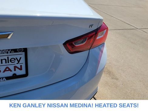 Used 2023 Chevrolet Malibu LT FWD image 15