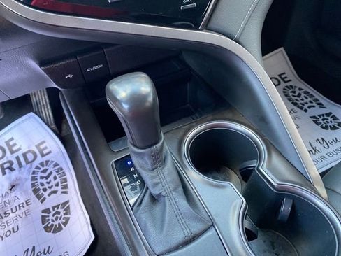 Used 2021 Toyota Camry SE image 13