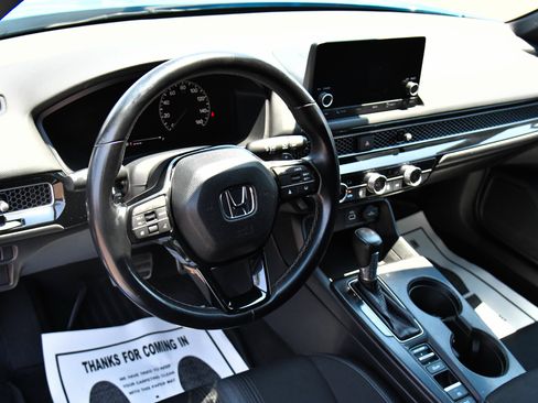 Used 2024 Honda Civic Sport image 14