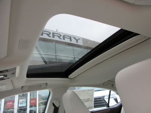 New 2025 Lexus ES 350 w/ Premium Package image 17