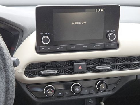 Certified 2024 Honda HR-V LX image 28