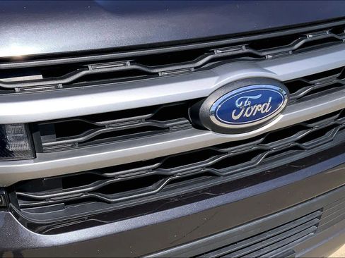Used 2024 Ford Expedition Max XLT AWD/4WD image 31
