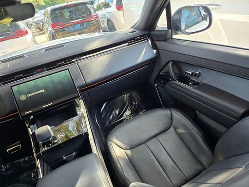 Used 2024 Land Rover Range Rover Sport Dynamic SE AWD/4WD image 37