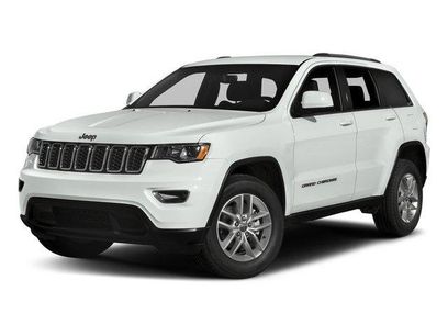 Used 2017 Jeep Grand Cherokee Laredo w/ Quick Order Package 2BE