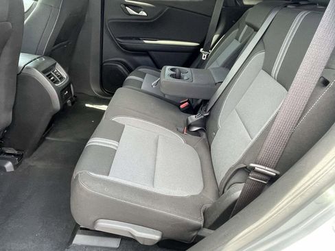 Used 2025 Chevrolet Blazer LT AWD/4WD image 10