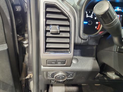Used 2020 Ford F150 XLT w/ Equipment Group 302A Luxury AWD/4WD image 11