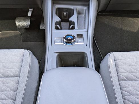 Certified 2025 Volkswagen Tiguan S image 21