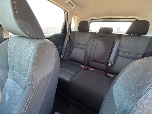 Used 2025 Nissan Rogue SV FWD image 42
