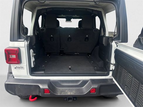 Used 2024 Jeep Wrangler Unlimited Rubicon image 13