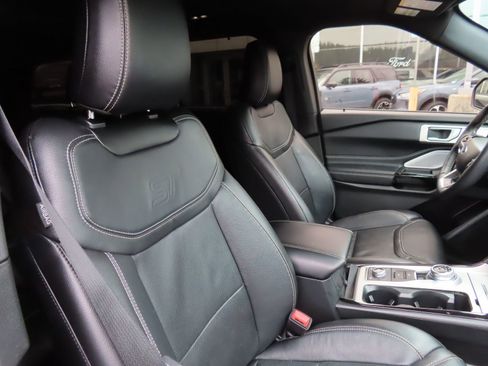 Certified 2023 Ford Explorer ST w/ Equipment Group 401A image 36