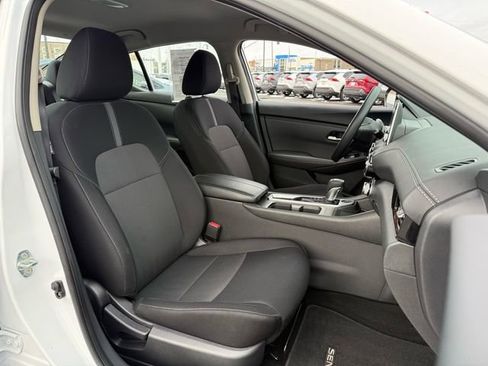 Used 2024 Nissan Sentra SV image 10