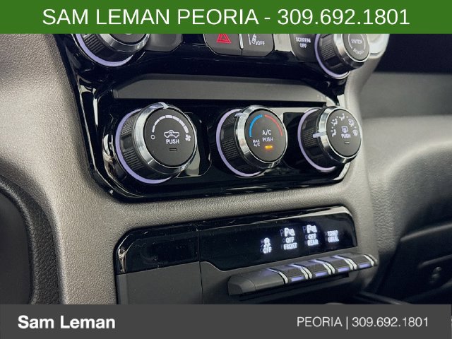 New 2026 RAM 1500 Express AWD/4WD image 15