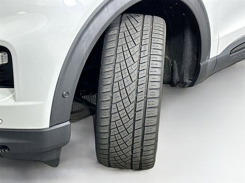 Used 2020 Ford Explorer ST w/ ST Street Pack image 25