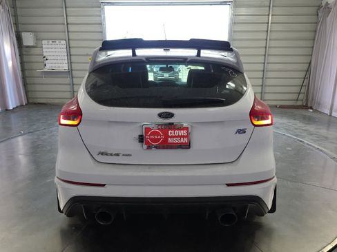 Used 2017 Ford Focus RS AWD/4WD image 8