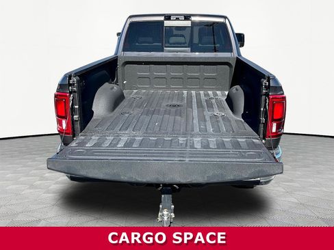 Used 2025 RAM 3500 Laramie w/ Towing Technology Group AWD/4WD image 7
