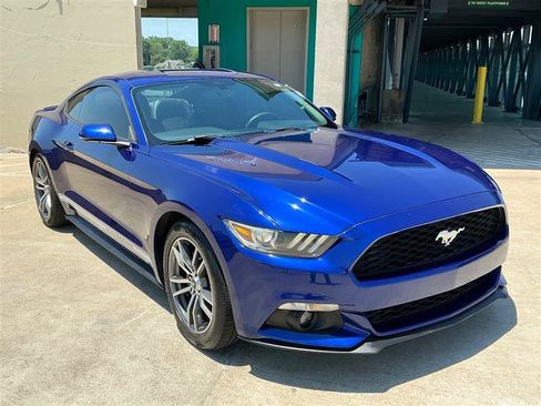 Used 2015 Ford Mustang Premium RWD image 9