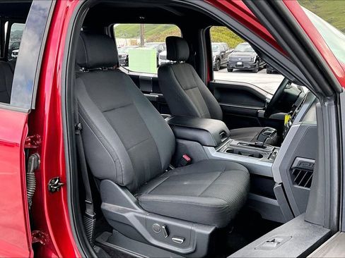 Used 2016 Ford F150 XLT w/ Equipment Group 302A Luxury image 7