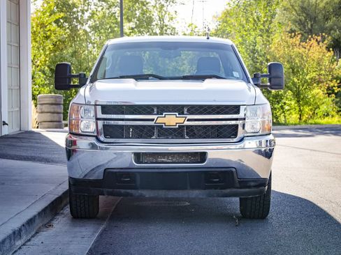 Used 2014 Chevrolet Silverado 2500 LT AWD/4WD image 9