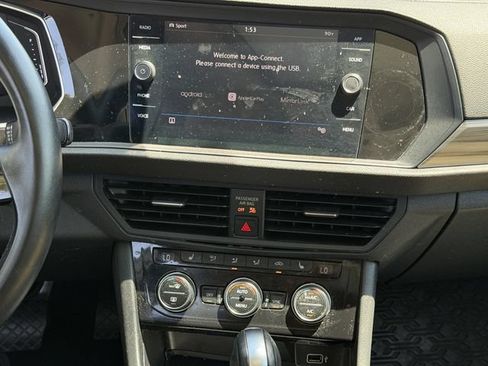 Used 2019 Volkswagen Jetta SEL FWD image 15