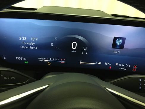 Used 2025 Buick Enclave Preferred image 24