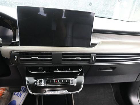 Used 2024 Lincoln Corsair FWD w/ Equipment Group 101A image 5