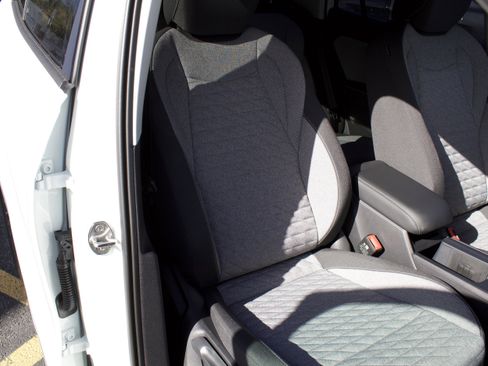 New 2025 Volkswagen Tiguan S image 38