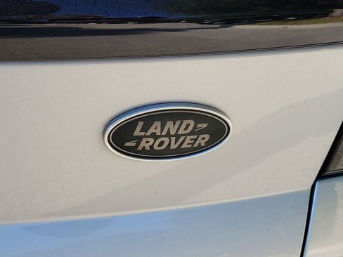 Used 2021 Land Rover Range Rover Sport HST image 8