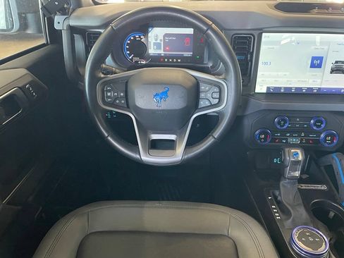 Used 2024 Ford Bronco Black Diamond AWD/4WD image 13
