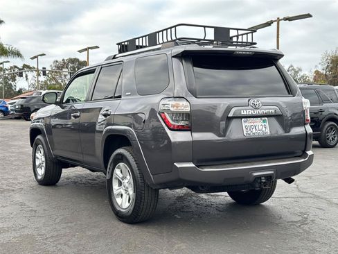 Used 2021 Toyota 4Runner SR5 AWD/4WD image 11