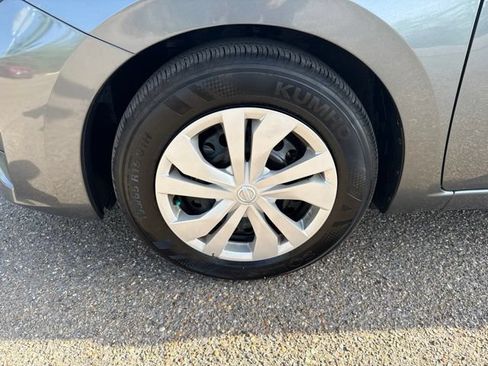 Certified 2025 Nissan Versa S w/ Trunk Package FWD image 15