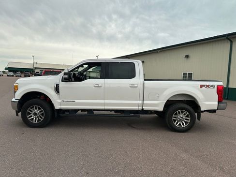 Used 2017 Ford F250 Lariat w/ Lariat Ultimate Package AWD/4WD image 35