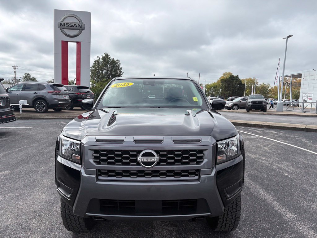 Used 2025 Nissan Frontier SV AWD/4WD image 37