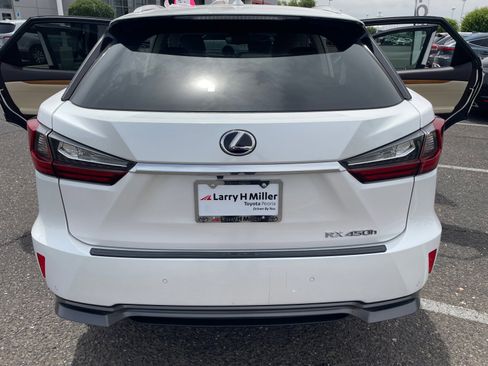 Used 2019 Lexus RX 450h AWD w/ Navigation Package image 24