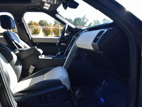 Used 2023 Land Rover Discovery HSE R-Dynamic image 33