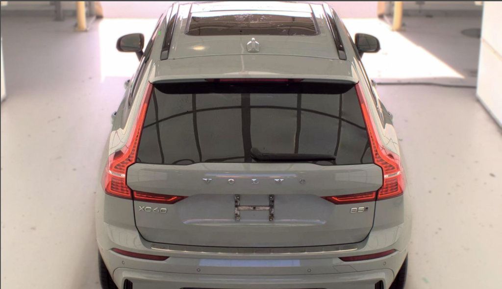 Used 2024 Volvo XC60 B5 Plus w/ Protection Package Premier AWD/4WD image 7