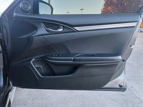 Used 2021 Honda Civic Sport image 31