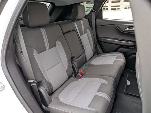 Used 2025 Chevrolet Blazer LT AWD/4WD image 26