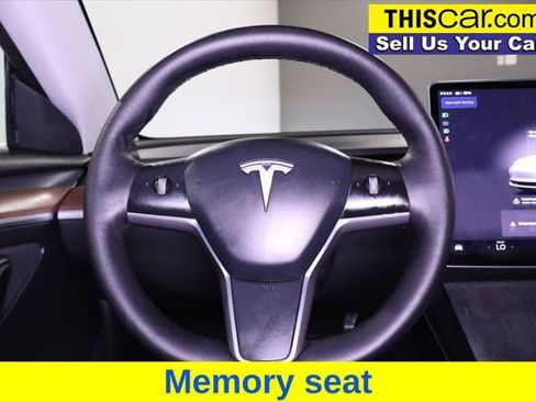 Used 2022 Tesla Model 3 Long Range AWD/4WD image 18