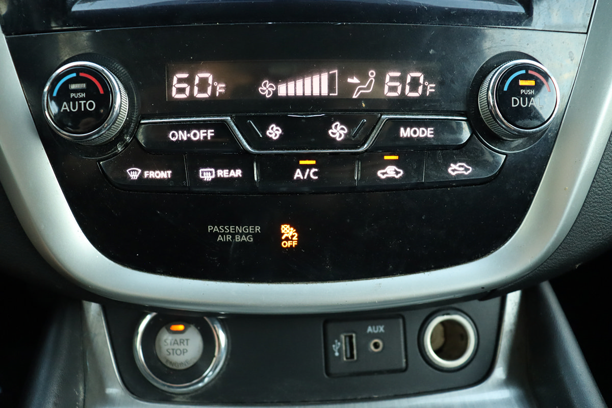 Used 2018 Nissan Murano SV AWD/4WD image 32