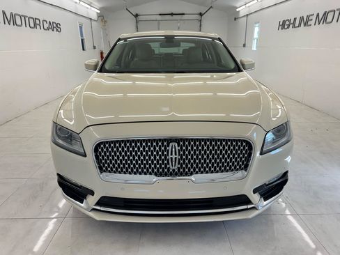 Used 2018 Lincoln Continental Select FWD image 2