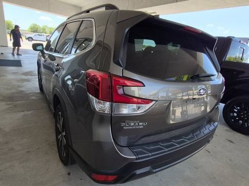 Used 2021 Subaru Forester Limited AWD/4WD image 5
