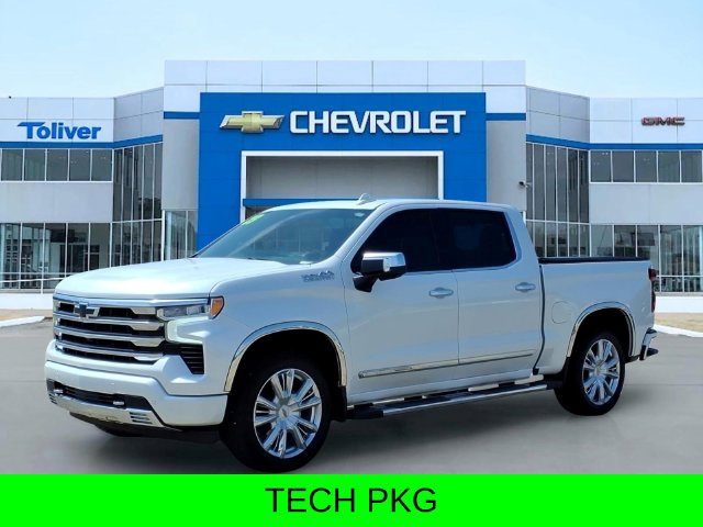 Used 2023 Chevrolet Silverado 1500 High Country w/ High Country Premium Package AWD/4WD image 3