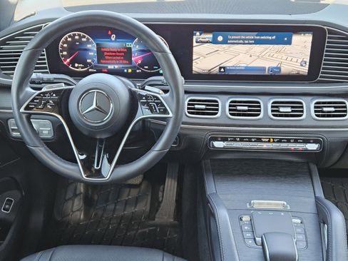 Used 2024 Mercedes-Benz GLE 350 4MATIC image 18